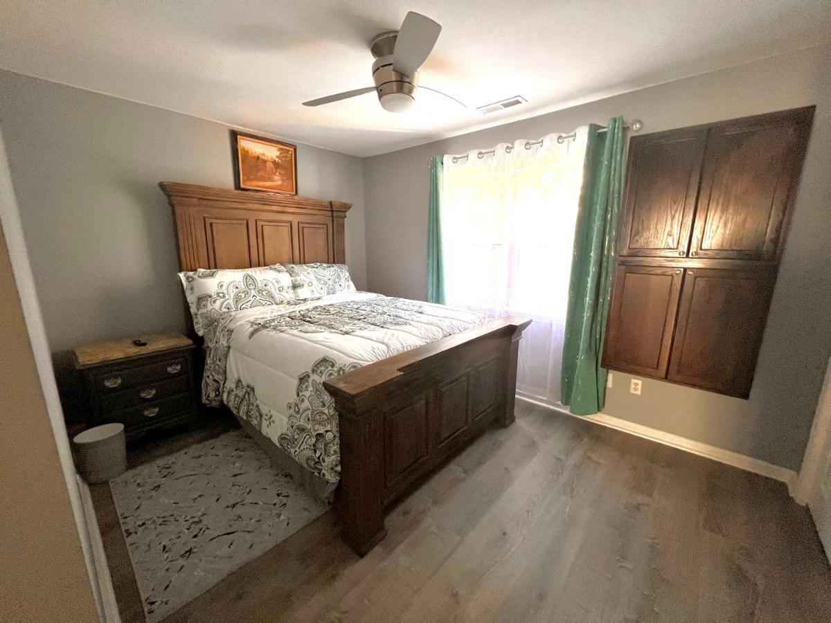 Luxury Townhome Jacksonville, Nc Esterno foto