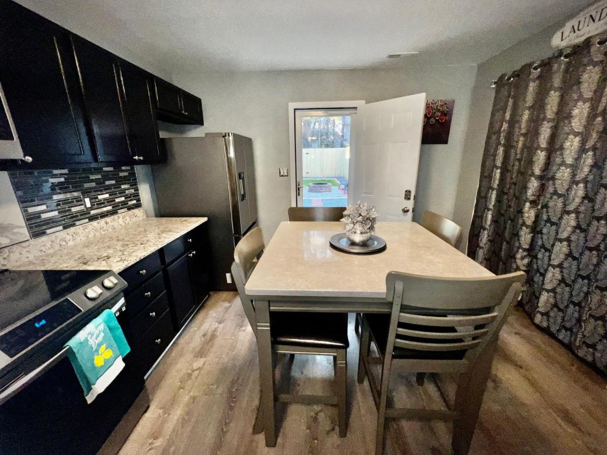Luxury Townhome Jacksonville, Nc Esterno foto