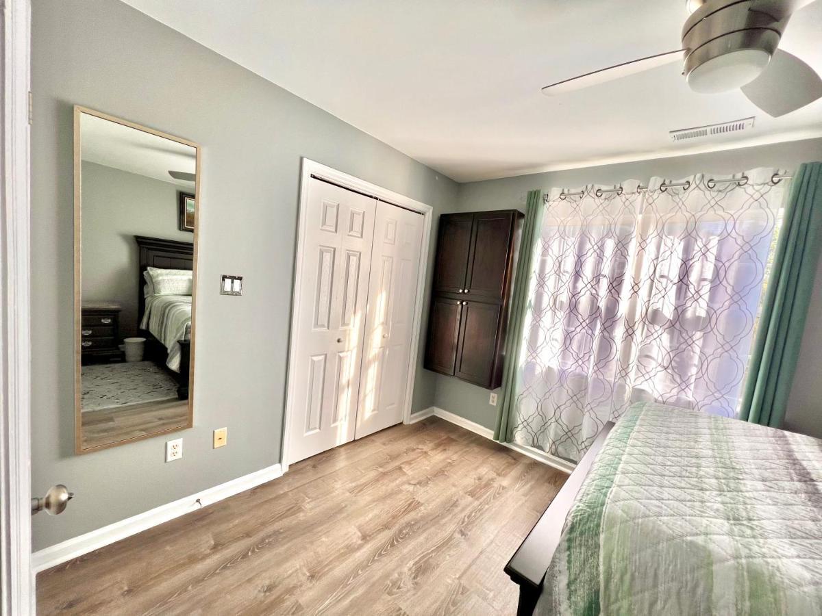 Luxury Townhome Jacksonville, Nc Esterno foto