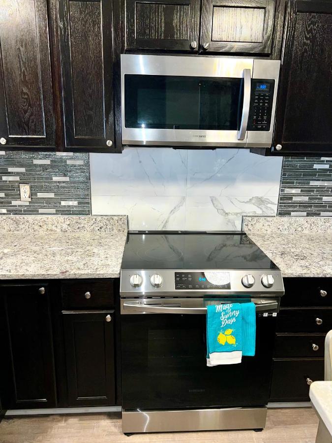 Luxury Townhome Jacksonville, Nc Esterno foto