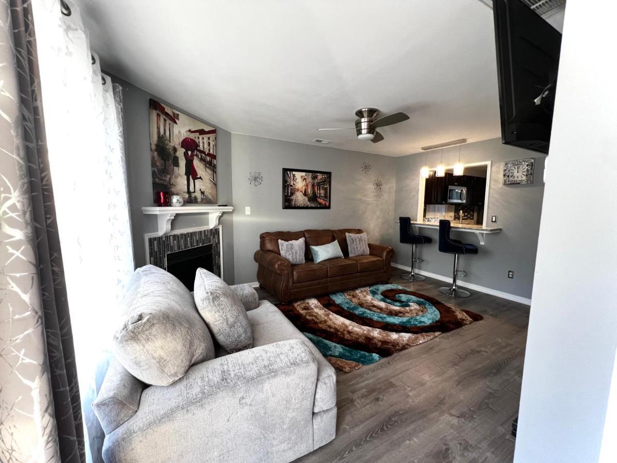 Luxury Townhome Jacksonville, Nc Esterno foto