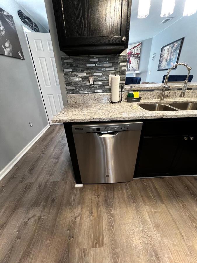Luxury Townhome Jacksonville, Nc Esterno foto